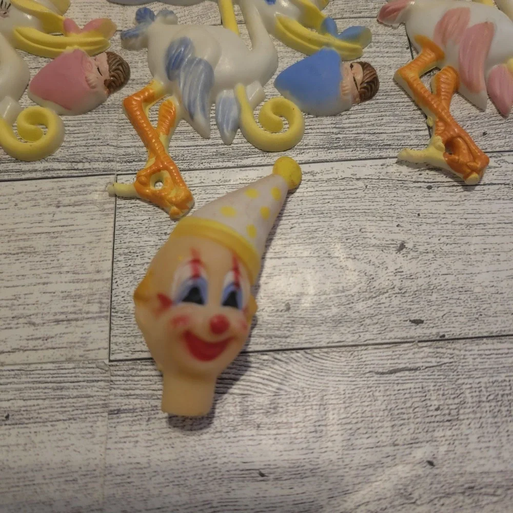 Vintage Cake Cupcake Topper Plastic Baby Clown‎
